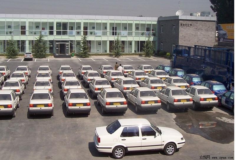 没有居住证也可考驾照